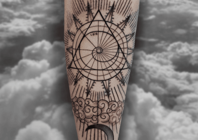 Lex Iconic Line work compass